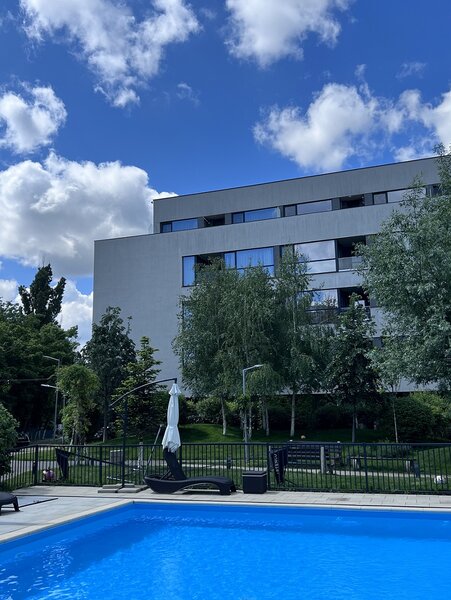 Sector 1 Reper Mall Colosseum: Studio + Gradina proprie, Nou-Finalizat